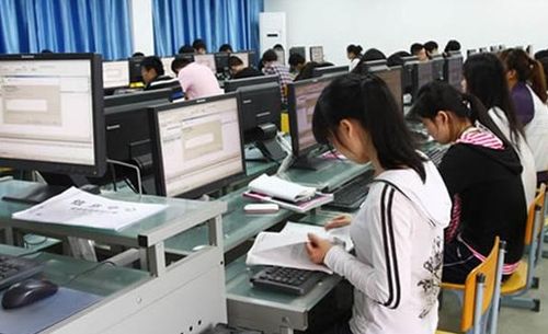 電子絲綢之路 計算機與現代技術重塑的人類交流圖景